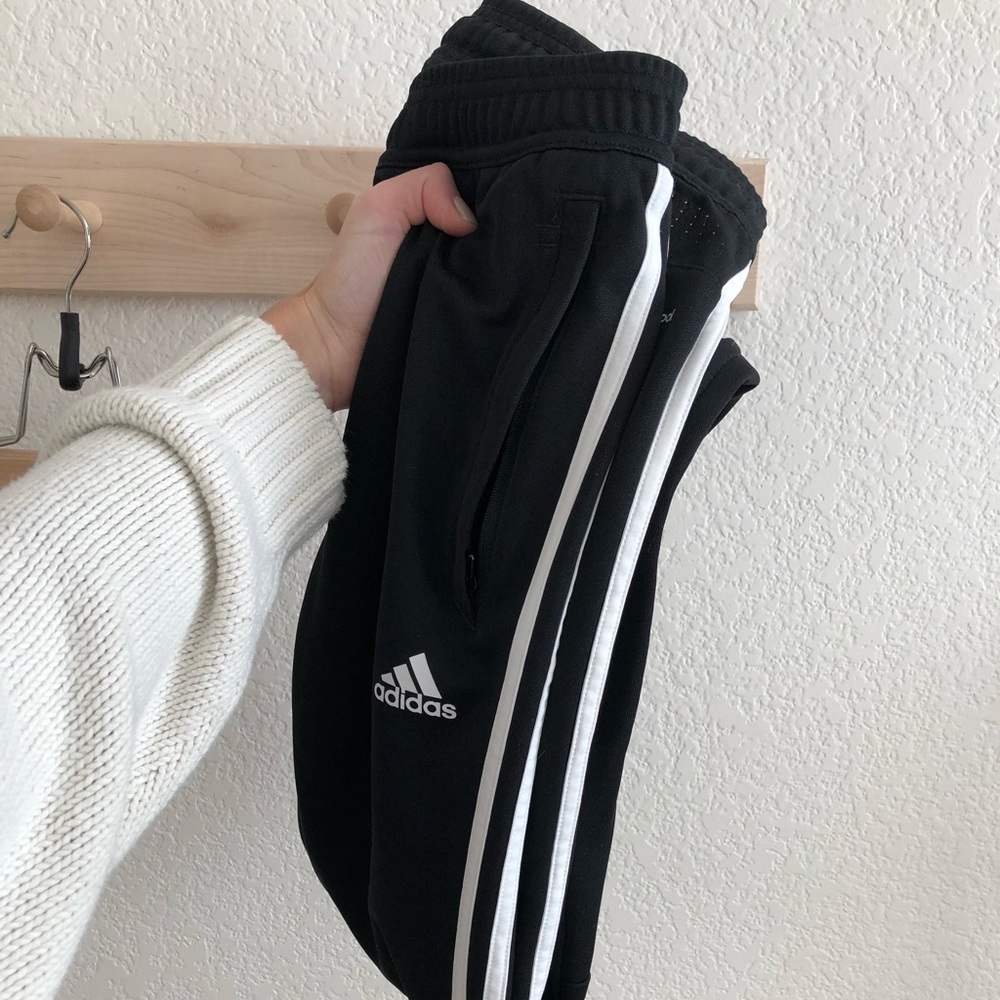 Adidas pants - Picture 7 of 7